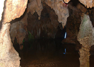 回龙湾洞穴遗址