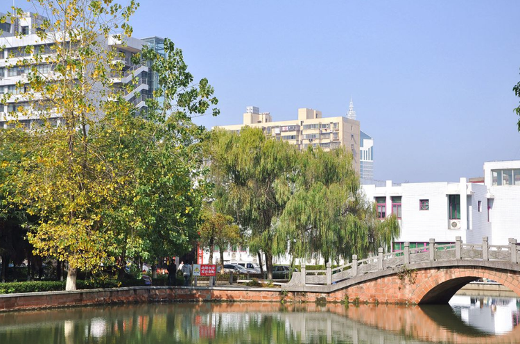 南昌大学高等职业技术学院