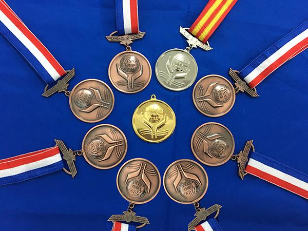 云南民族大学附属中学