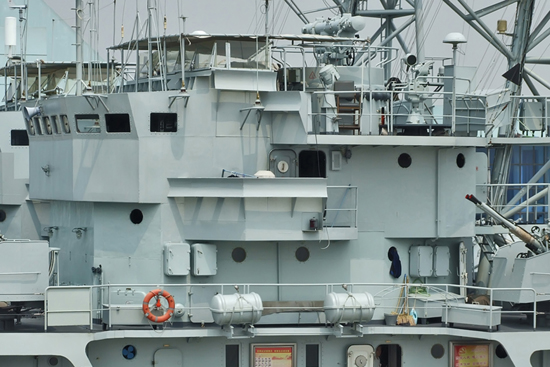 镇江号护卫舰