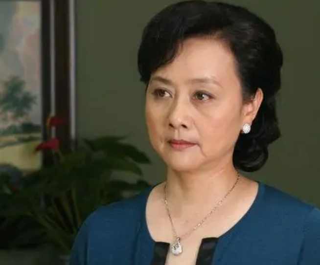 漂亮女人