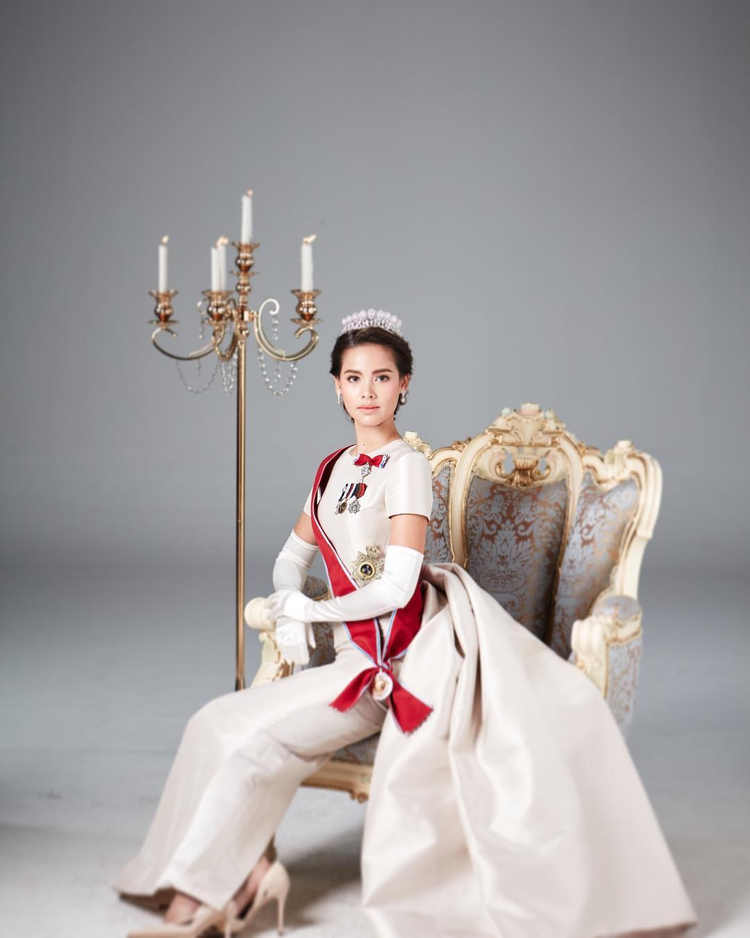 乌拉萨雅·斯帕邦德