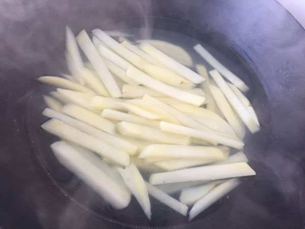 干煸土豆条