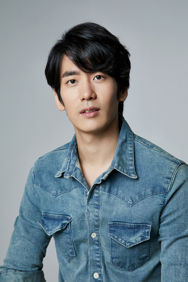 黑洞 (2021年金玉彬主演的电视剧)