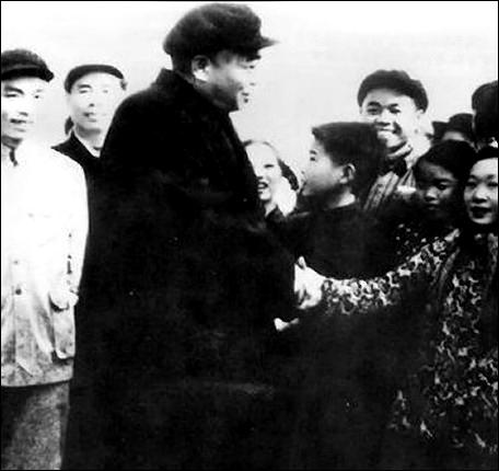 彭德怀在故乡湘潭与群众会面（1958年）