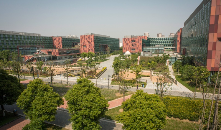 西交利物浦大学