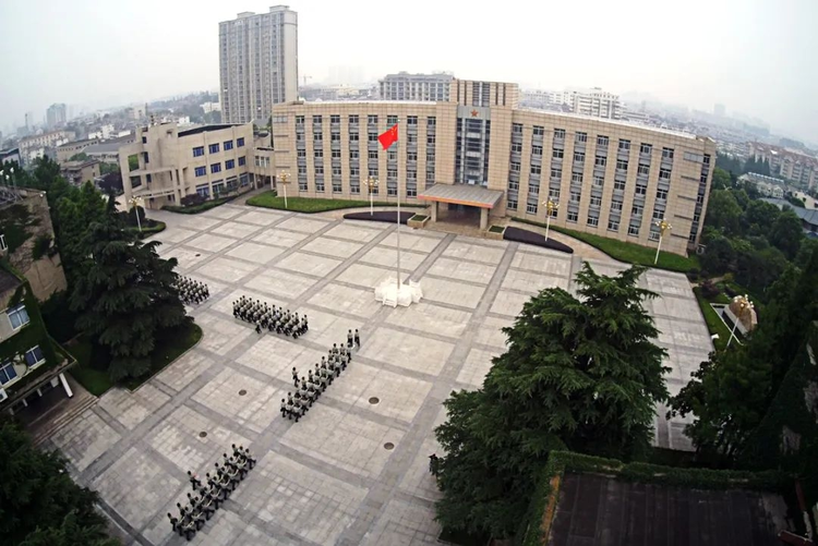中国人民解放军陆军军事交通学院