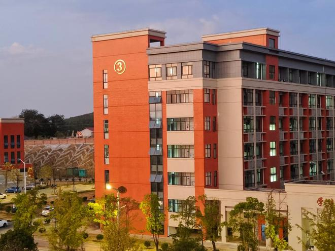 湖南医药学院