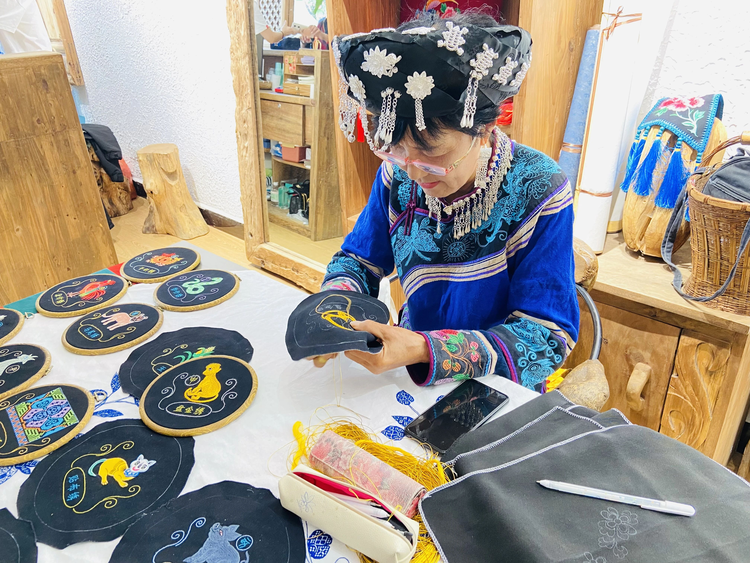 禄劝彝族苗族自治县