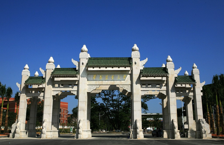 房地产开发与管理