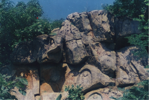 望海寺摩崖造像.jpeg