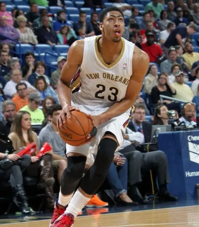 安东尼·戴维斯