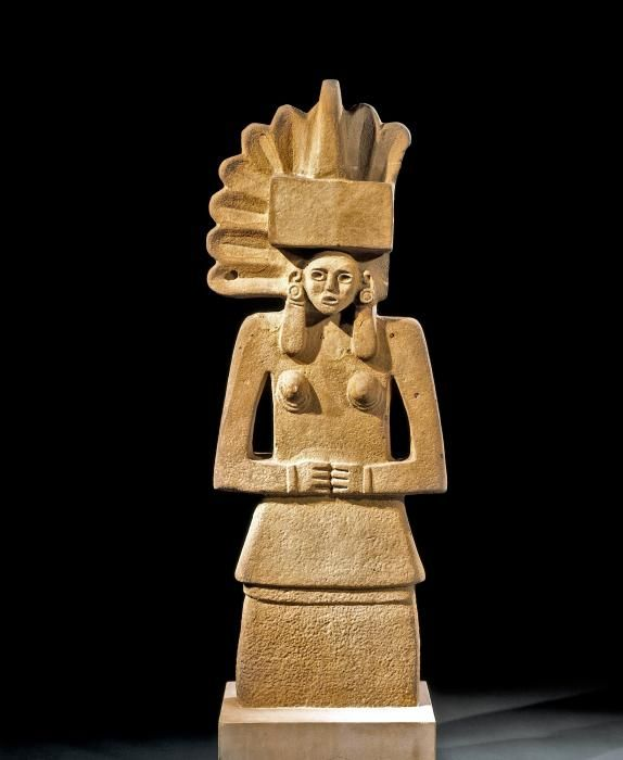 Huaxtec Goddess sculpture.jpeg