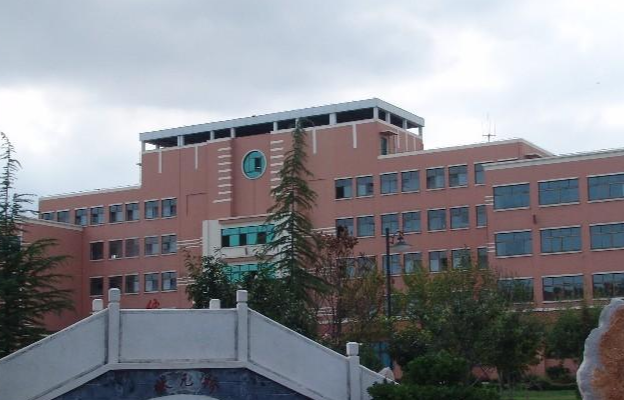 青岛市城阳区第二中学