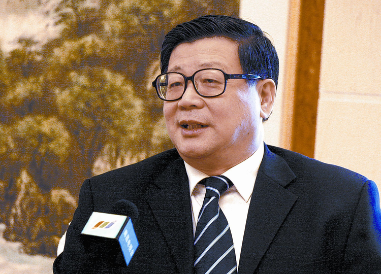 王伟光