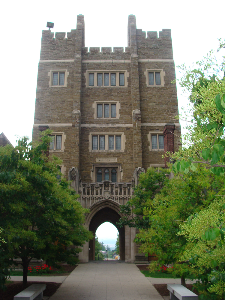 康奈尔大学