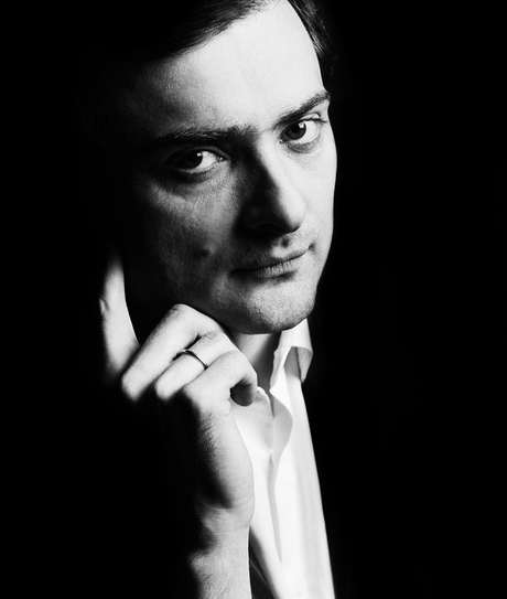 弗拉季斯拉夫·苏尔科夫