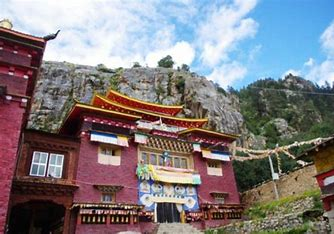 稻城县