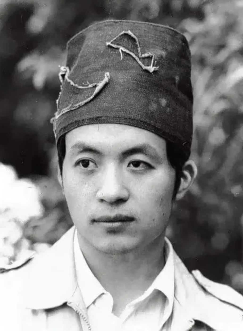 顾城