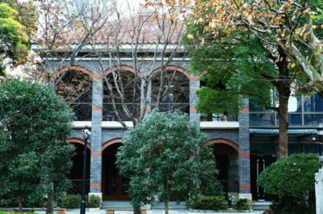 余秋雨大师工作室