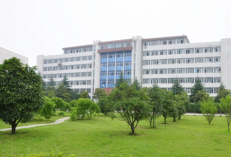 湖南石油化工职业技术学院