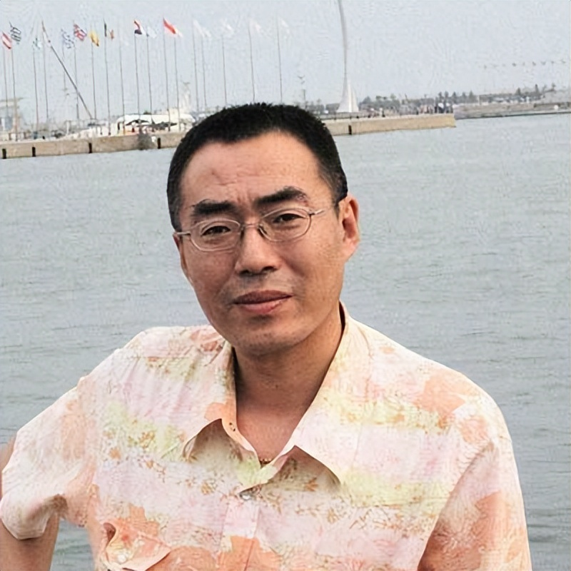 张奕辰