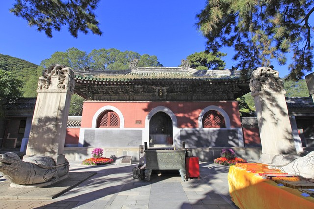 北京市门头沟区戒台寺：天王殿.jpeg