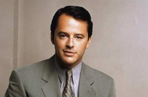 约书亚·哈尔托