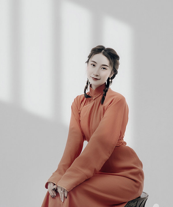 阿丽