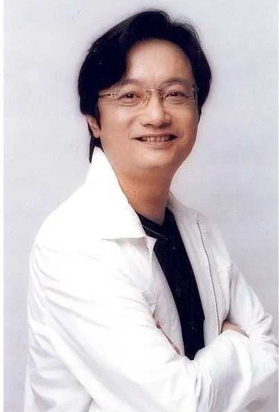 李海鹰