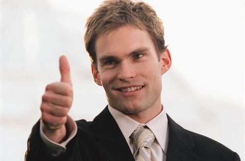 克莱尔·格雷格