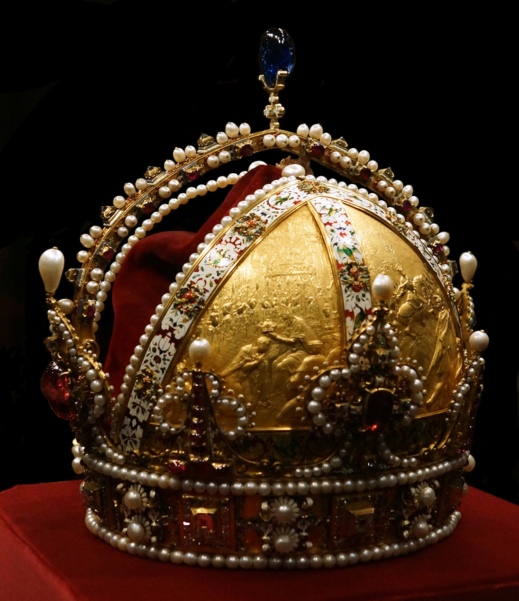 Imperial_Crown_of_Austria_(Vienna).jpeg