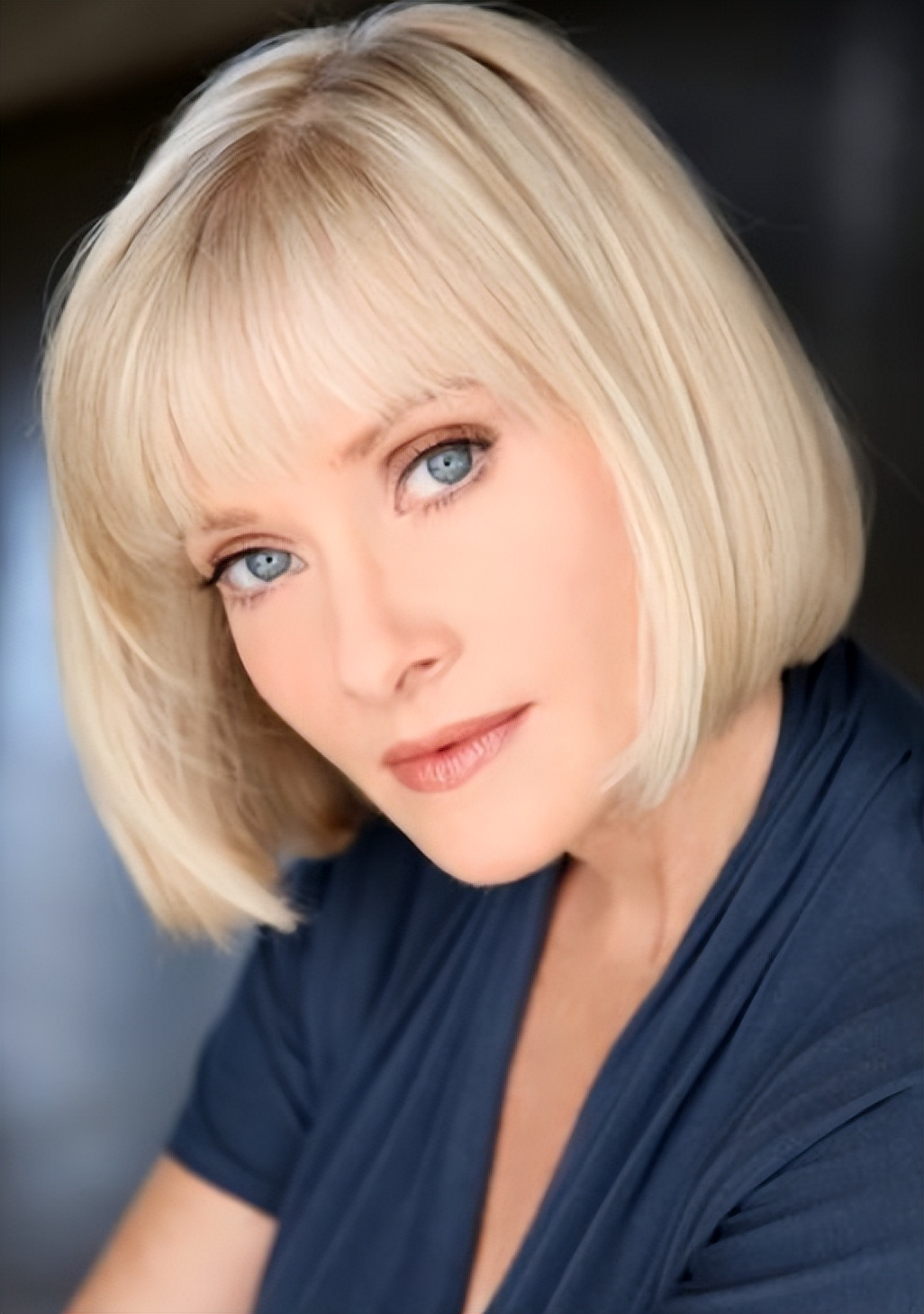 芭芭拉·克兰普顿