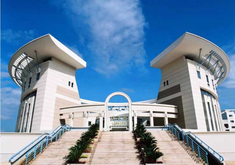 厦门大学嘉庚学院