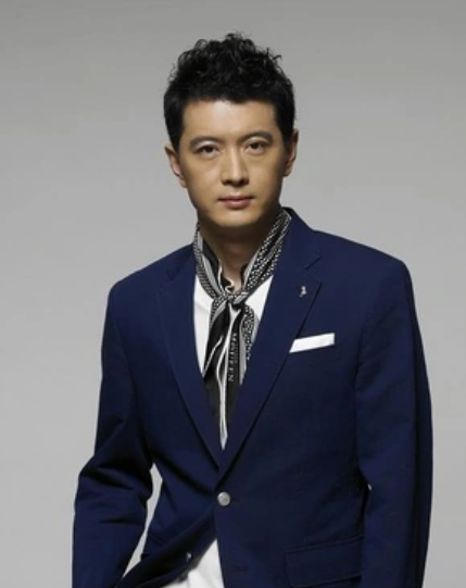 漂亮女人