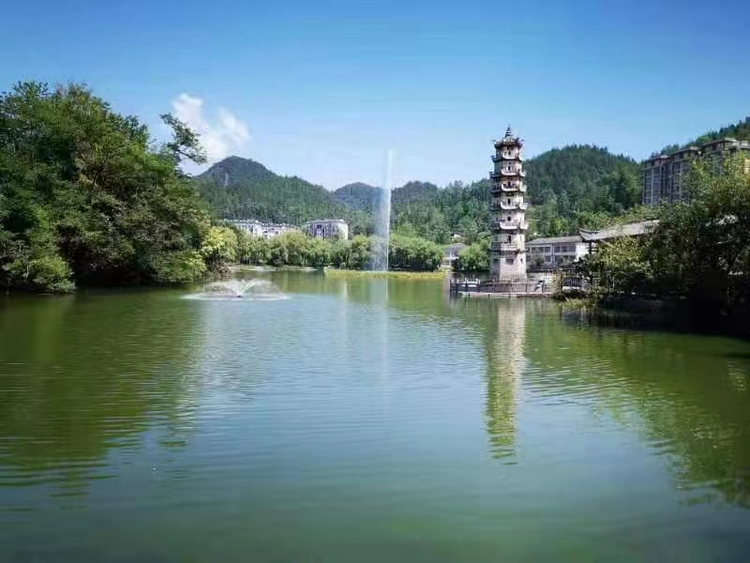利川市