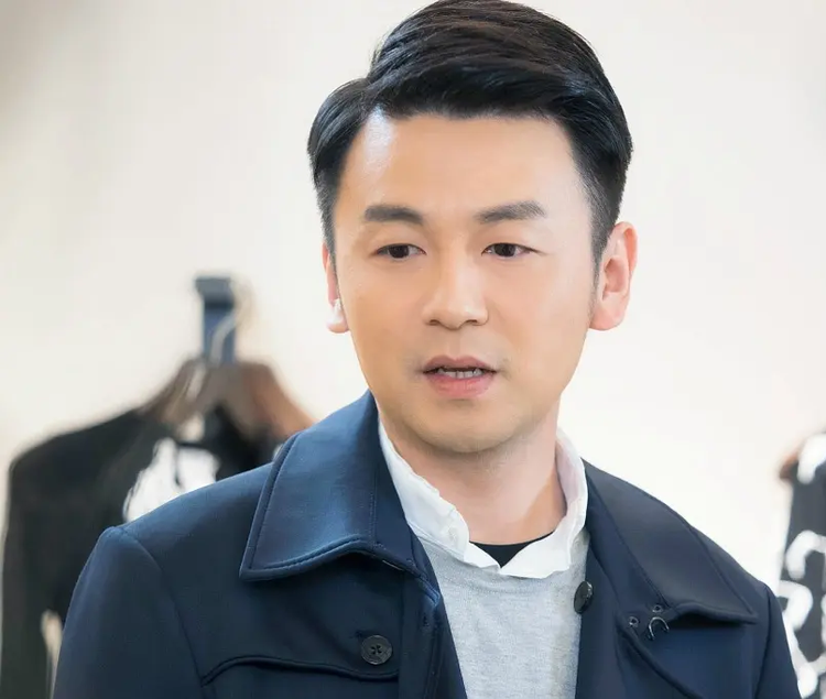 我的前半生 雷佳音.png