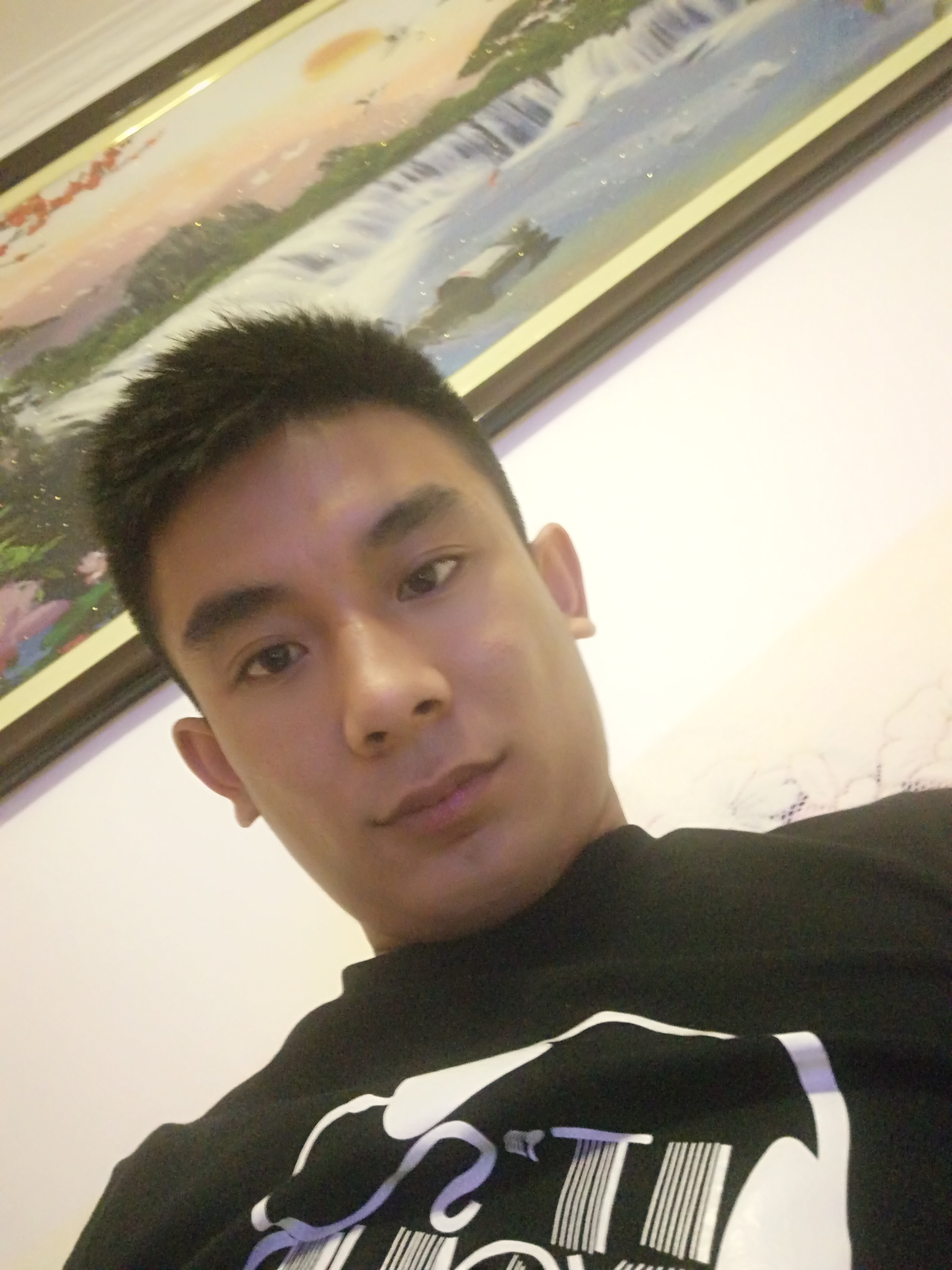王健