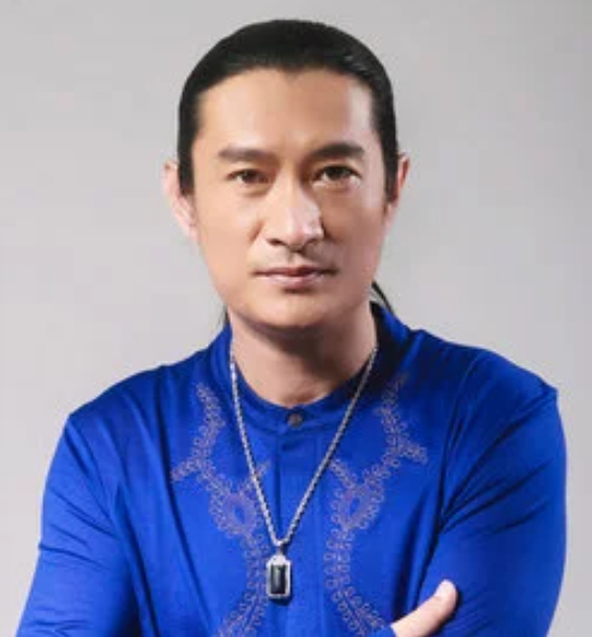 黄安