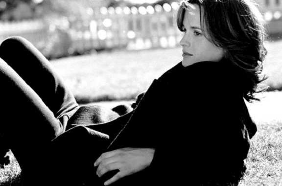 莱雅·卡里恩斯