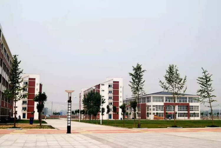 河南应用职业技术学院开封校区