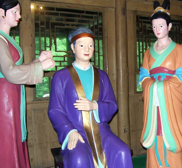 王弗（左）与苏轼母程夫人、苏辙妻史夫人