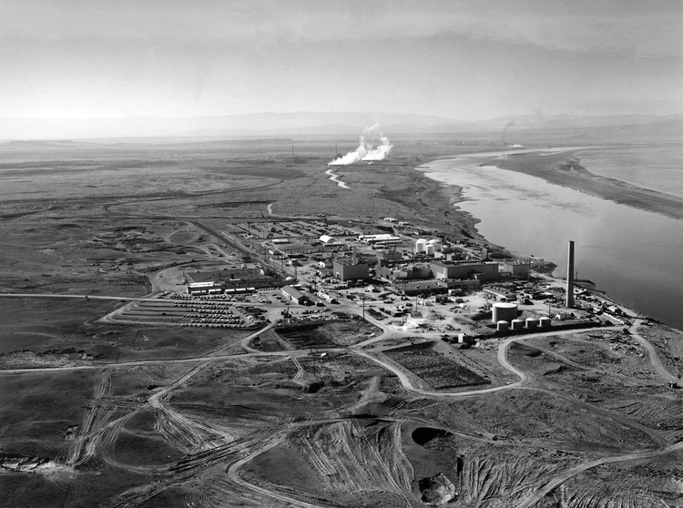 Hanford_N_Reactor_adjusted.jpeg