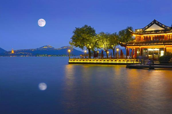 西湖
