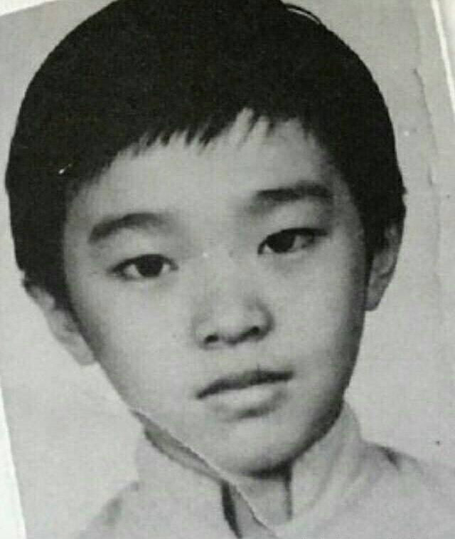 周星驰小时候.png