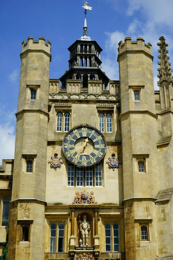 伦敦大学国王学院1829年建于英国的综合大学