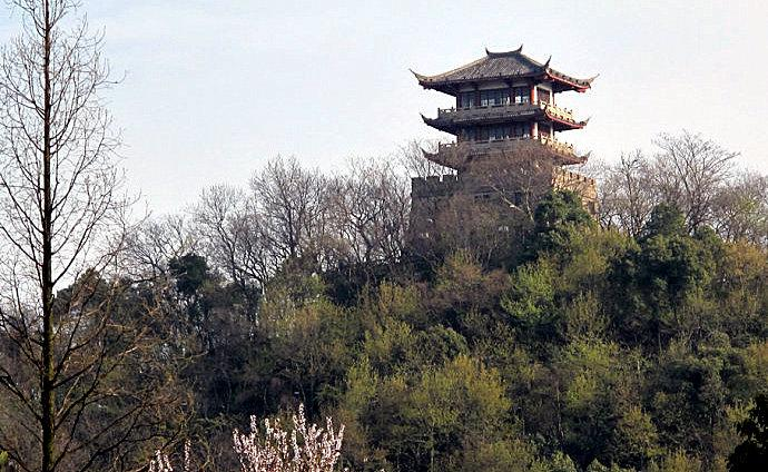 府山