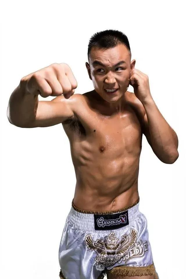 铁英华