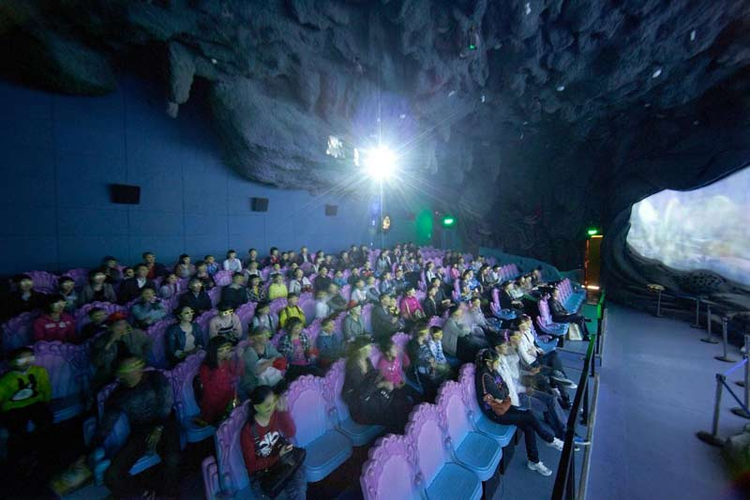 环球动漫嬉戏谷