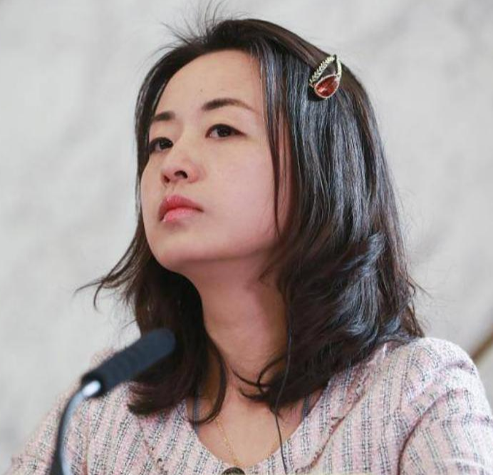 钱歆艺
